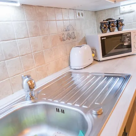 Apartment Your In 3br Budapest