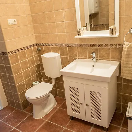 Your In 3br Apartment Budapest